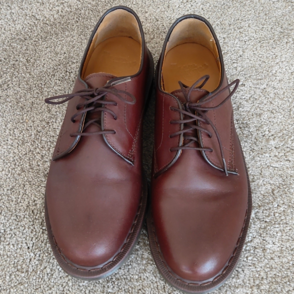 Dr. Martens men's leather shoes